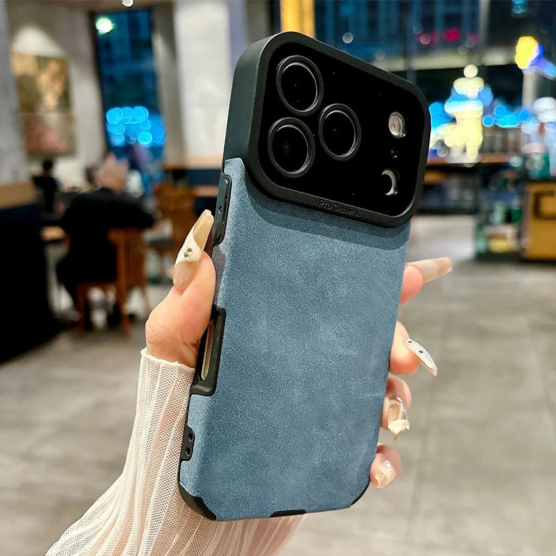 Luxuriöse Leder-Lammfell Hülle für iPhone 17 – Stoßfest, Matte Cover