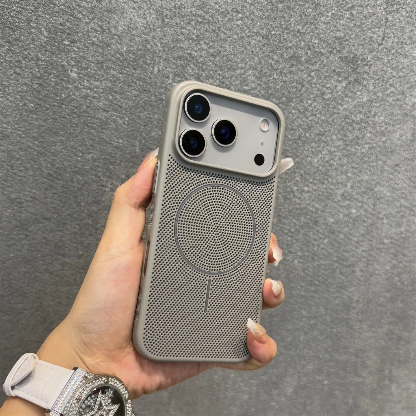 Magnetische Magsafe Hülle für iPhone 17 Pro Max Atmungsaktiv