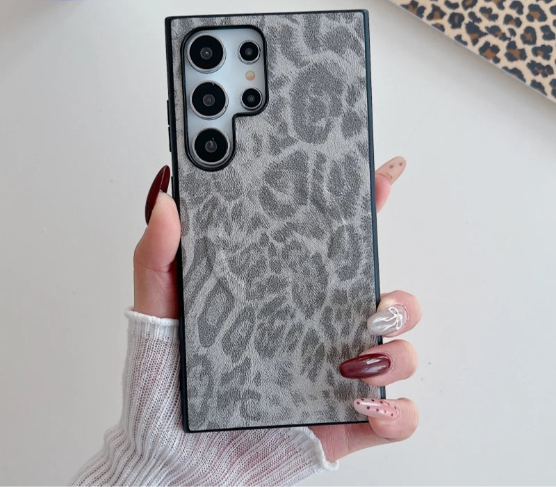 Leopard print magnetic case with MagSafe function