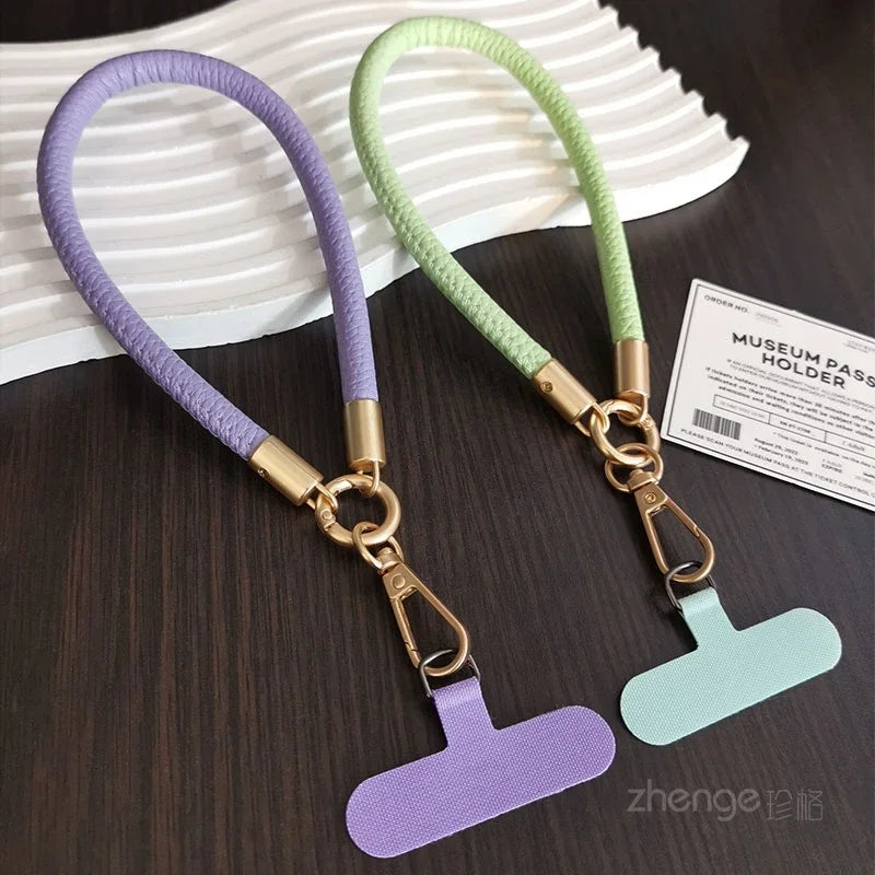 Leder-Handyband mit Clip – Stylisches Lanyard für alle