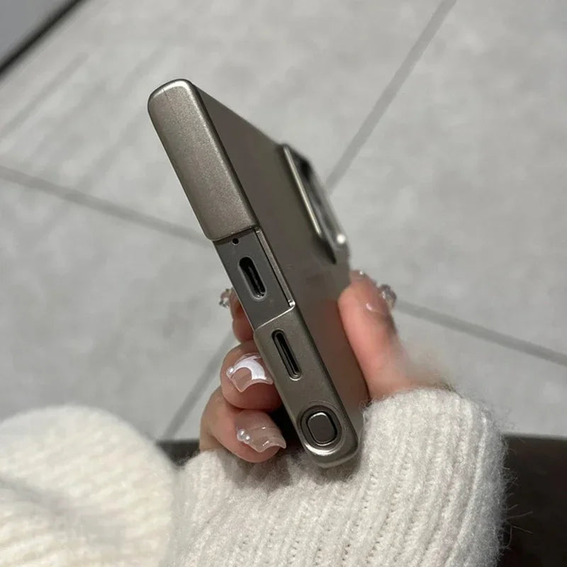 Matte Mecha Schutzhülle für Samsung Galaxy S25