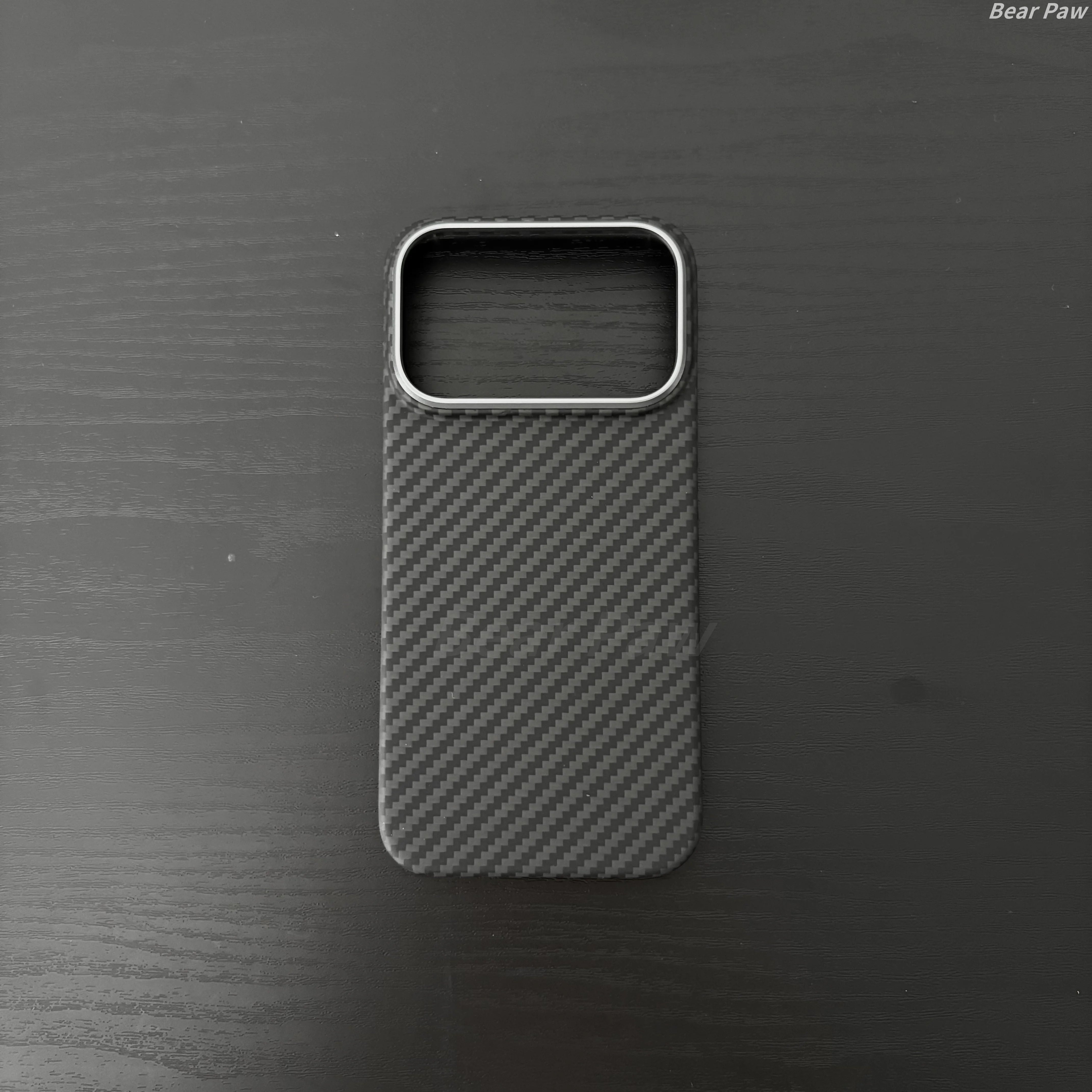 Aramid Carbonfaser Hülle für iPhone 17 Pro Max