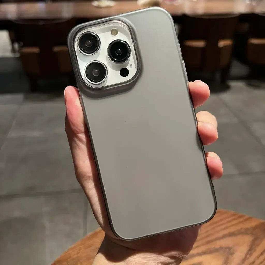 Ultradünne matte PC-Hülle iPhone 16–12 Pro Max