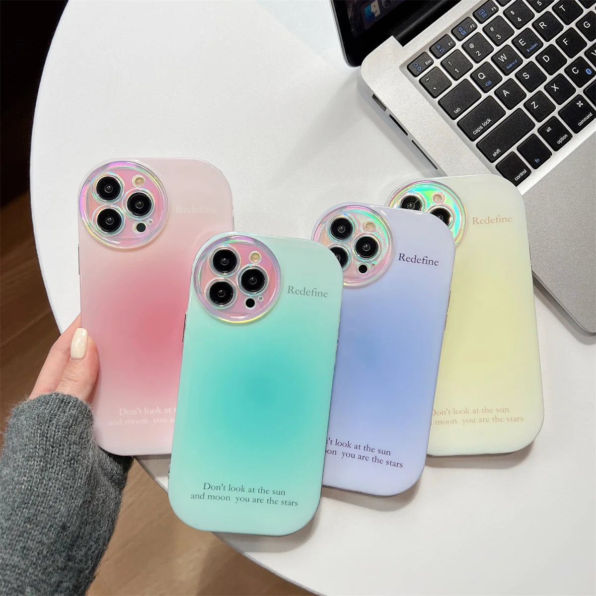 Transparente Laser-Verlaufshülle für iPhone 17 Serie