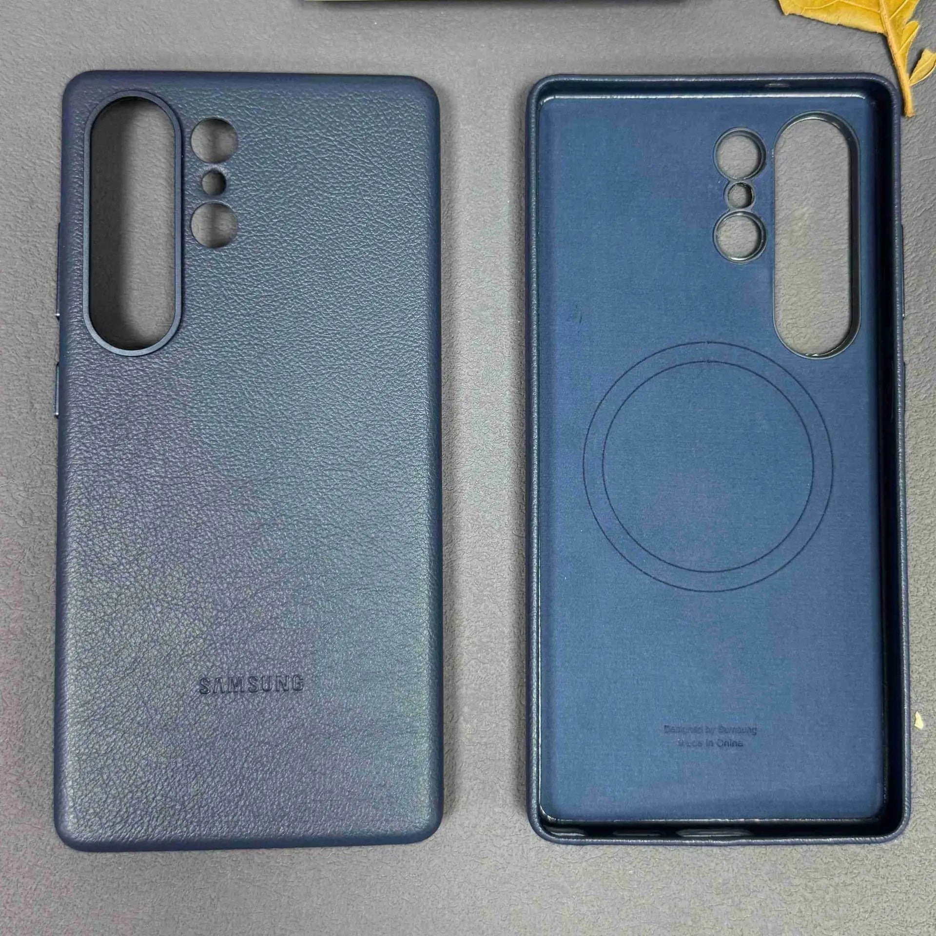 Premium Lederhülle für Samsung S25 Ultra Magnetisch