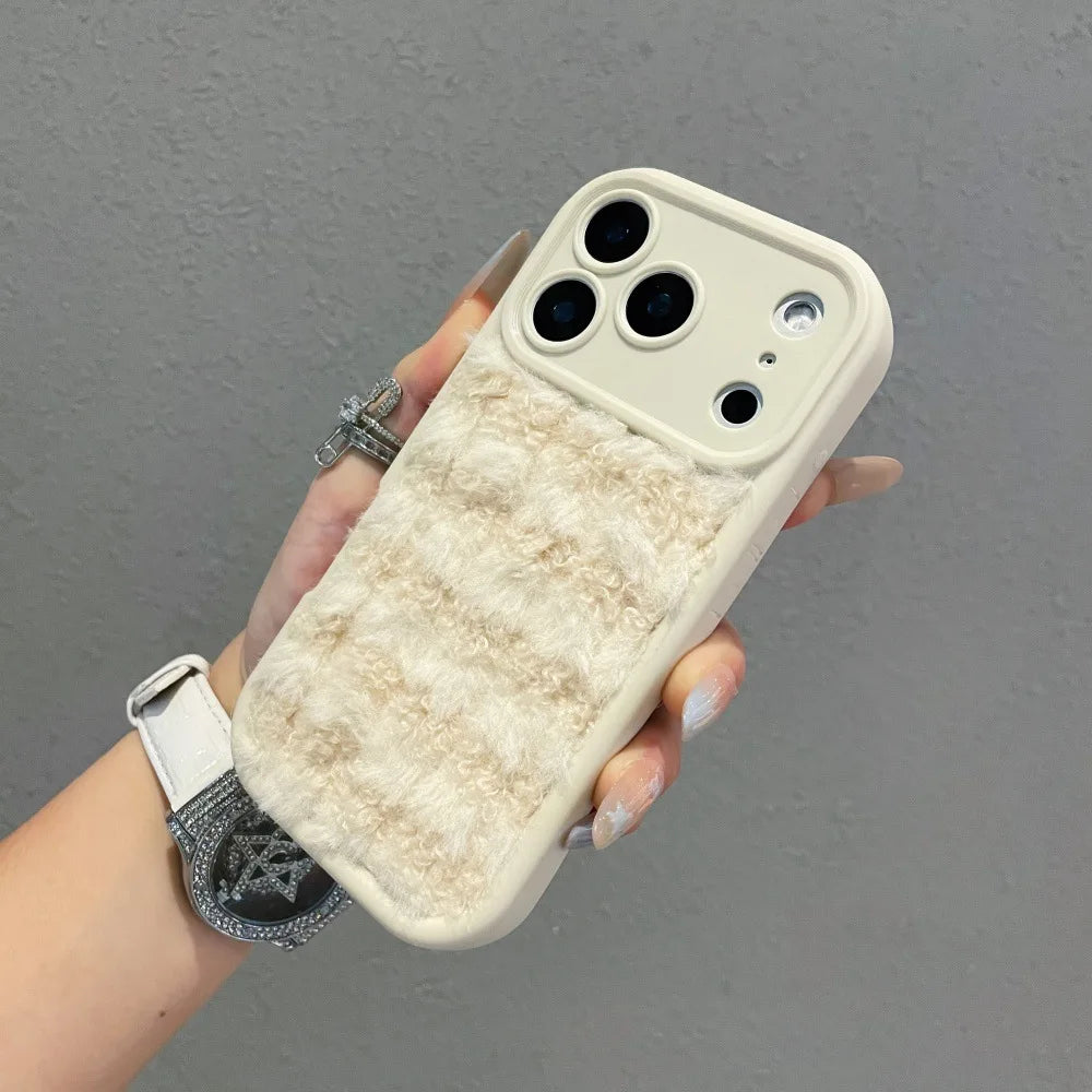 Luxury plush case for iPhone 17 &amp; 16 Winter