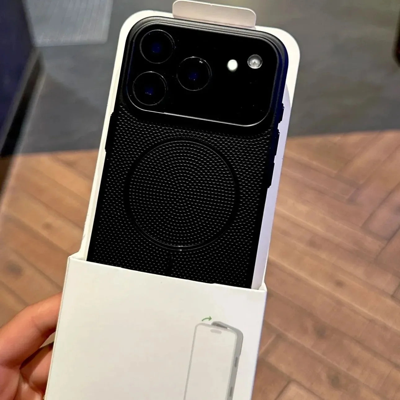 Luxus Kühl-Hardcase Magnetische Ladehülle